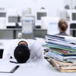 違法な長時間労働ってどれくらい?
